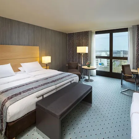 Maritim Hotel Duesseldorf Exterior photo